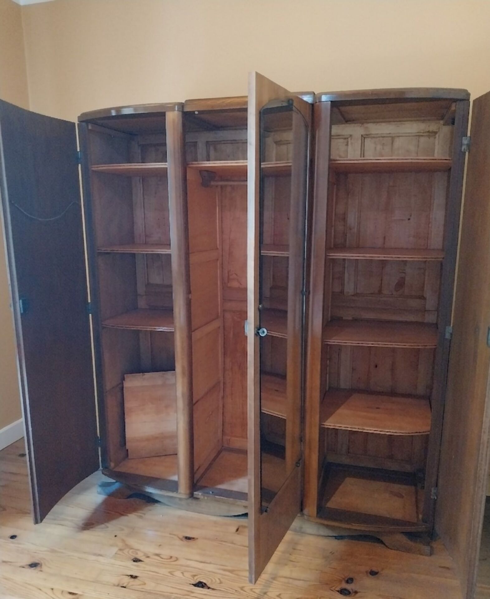 Armoire art déco