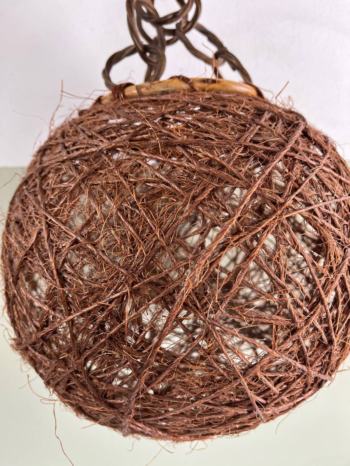 Suspension boule osier