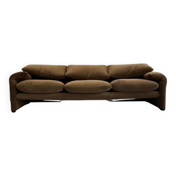 "Maralunga" 3-seater sofa by Vico Magistretti for Cassina