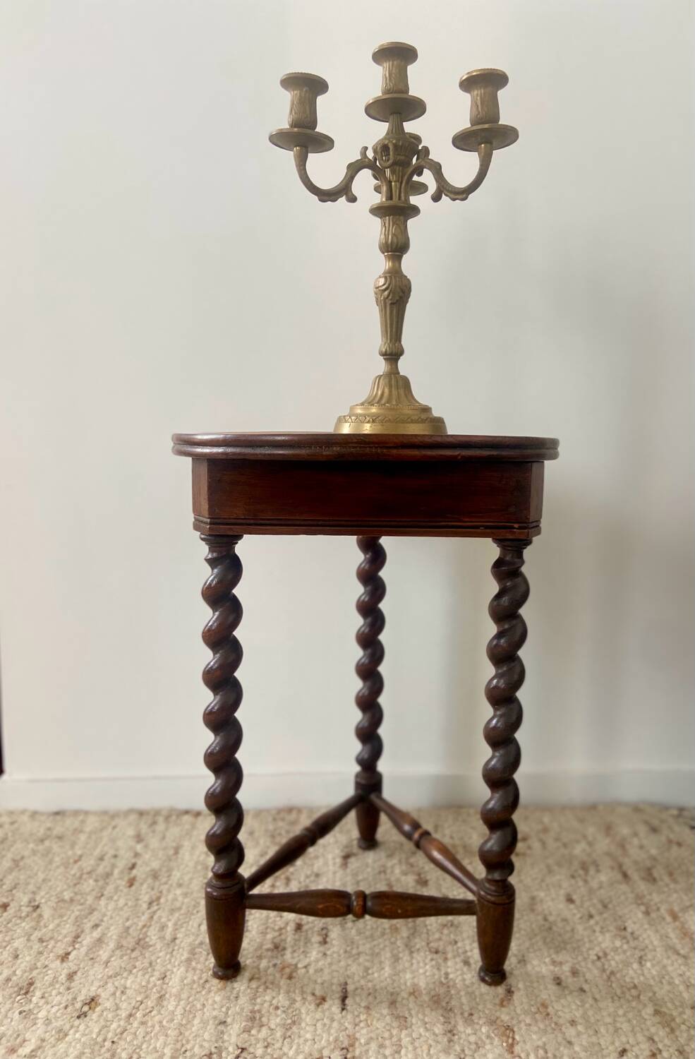 Turned wooden harness