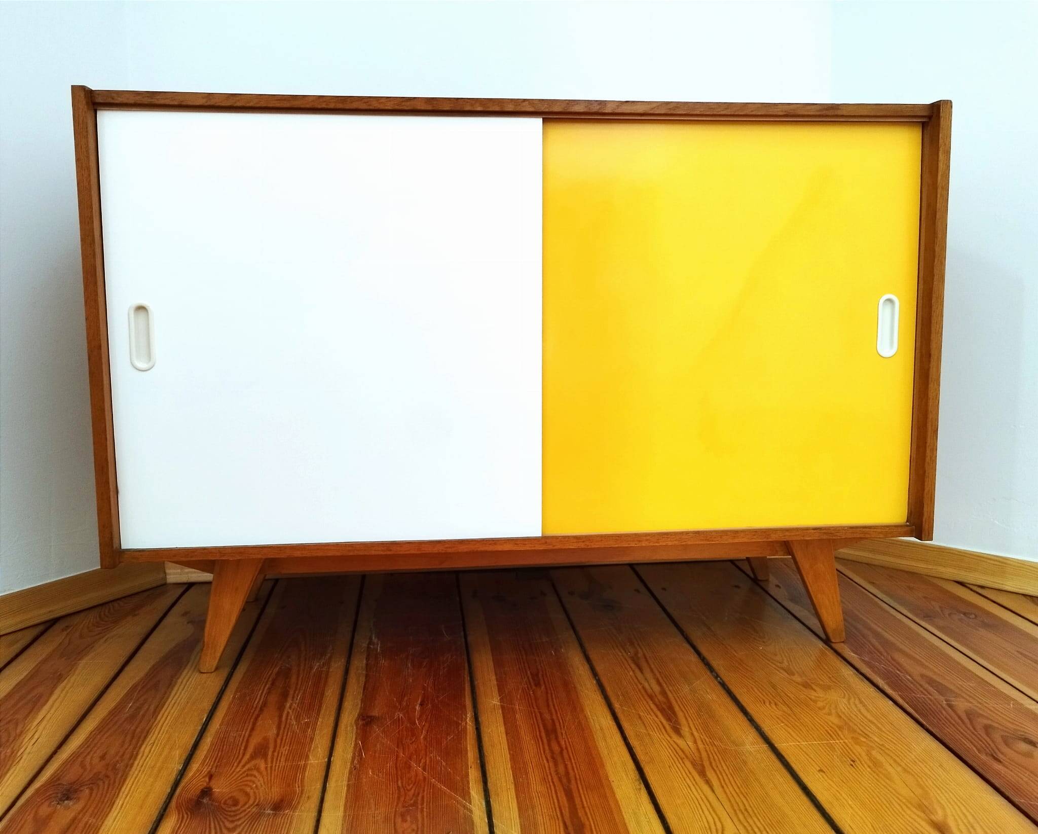 Chest of drawers U 452 proj. J.Jiroutek, Czechoslovakia, the 60s