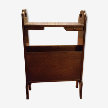 Wooden magazine rack