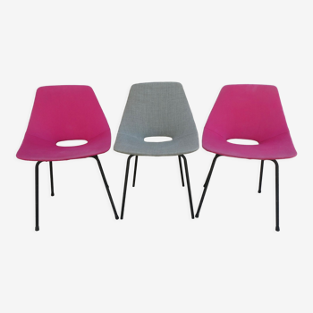 Trio de chaises tonneau de Pierre Guariche pour Steiner