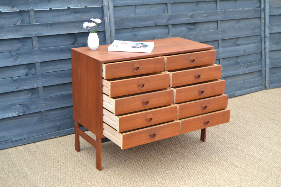 Commode à 8 tiroirs 89.5 cm