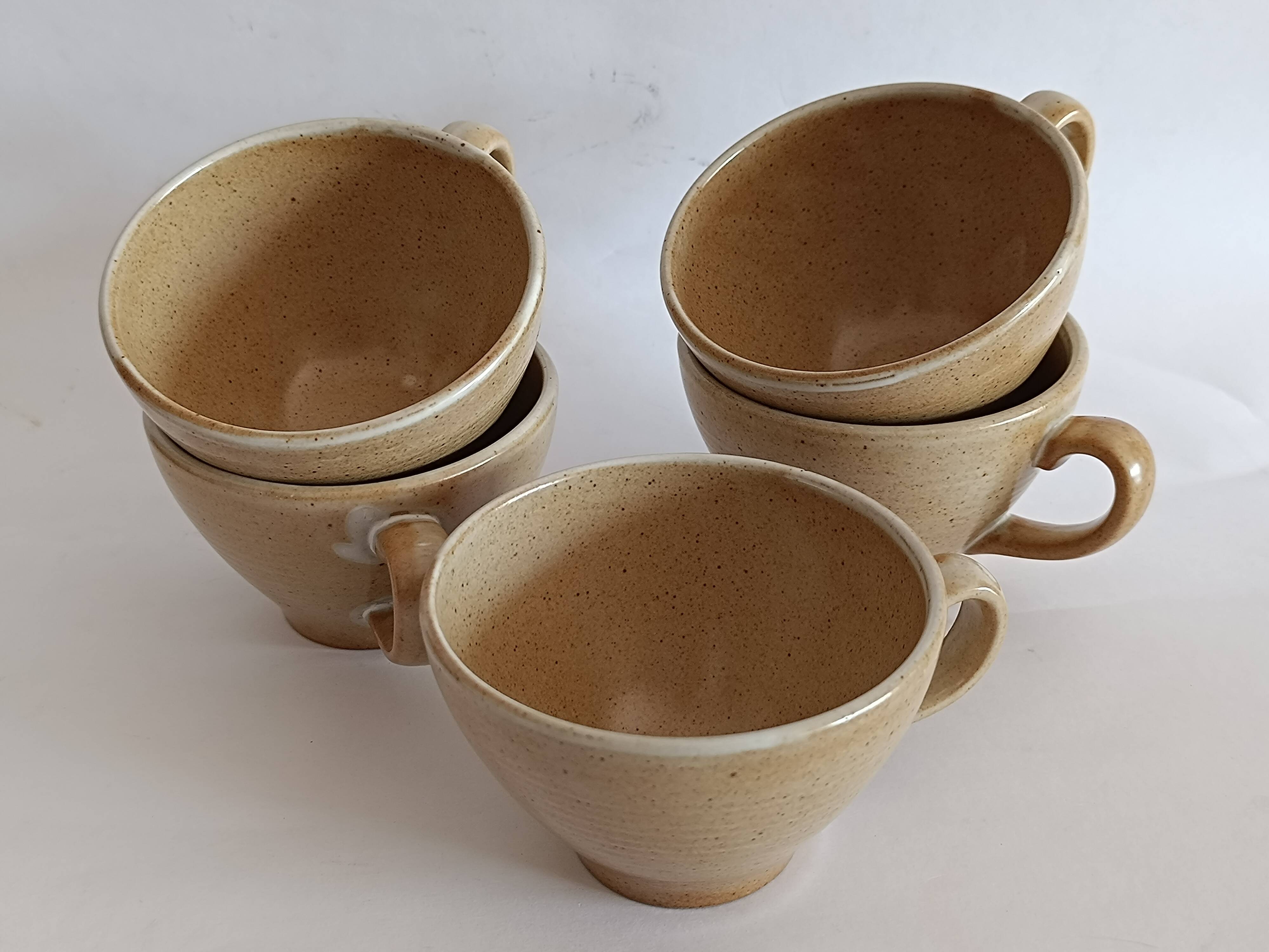 Tasses en grès