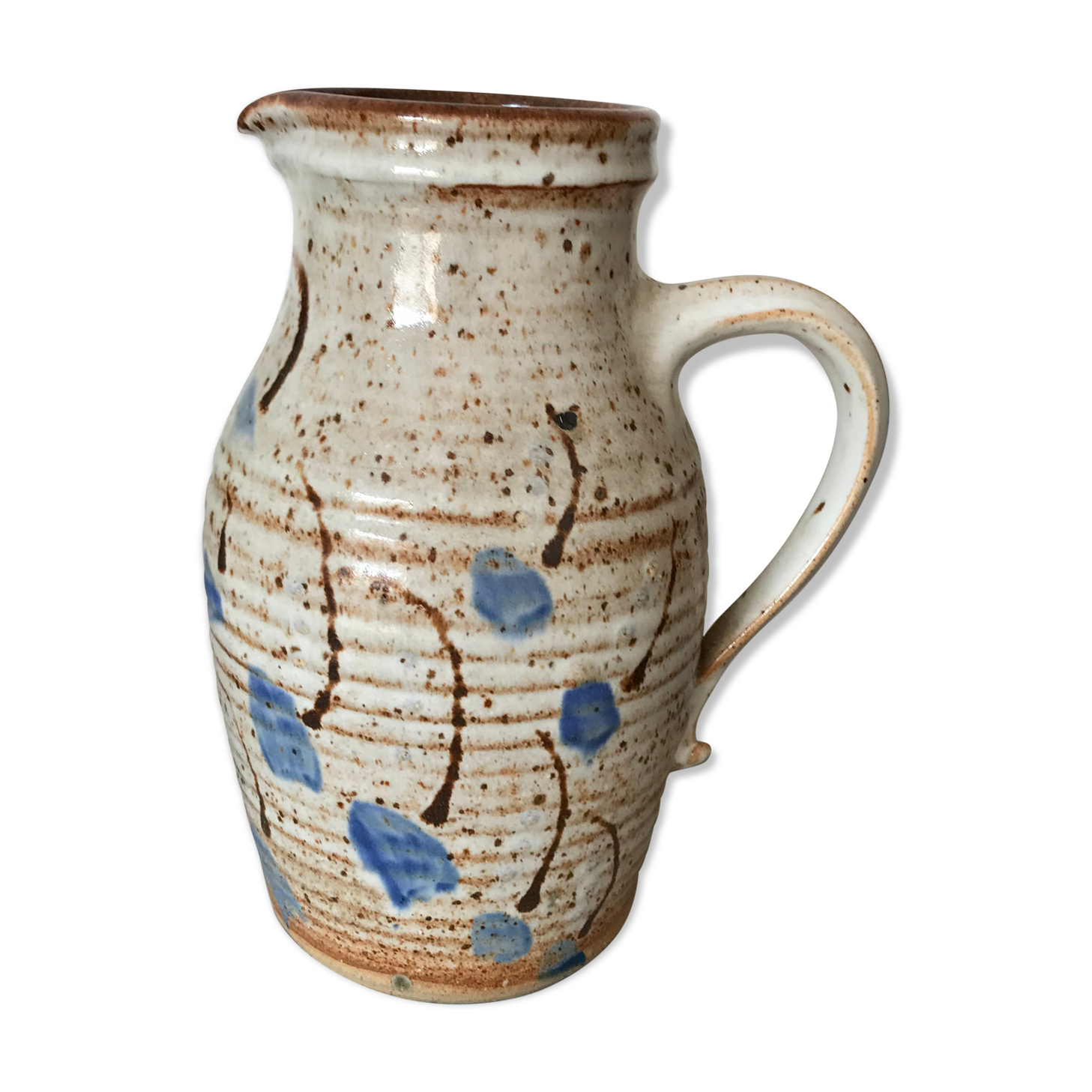 Sandstone pitcher