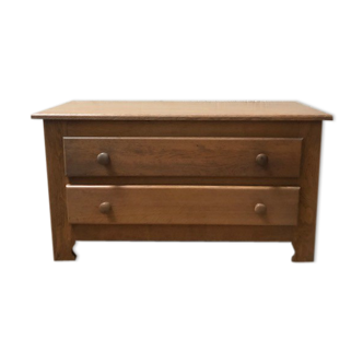 Low oak chest of drawers