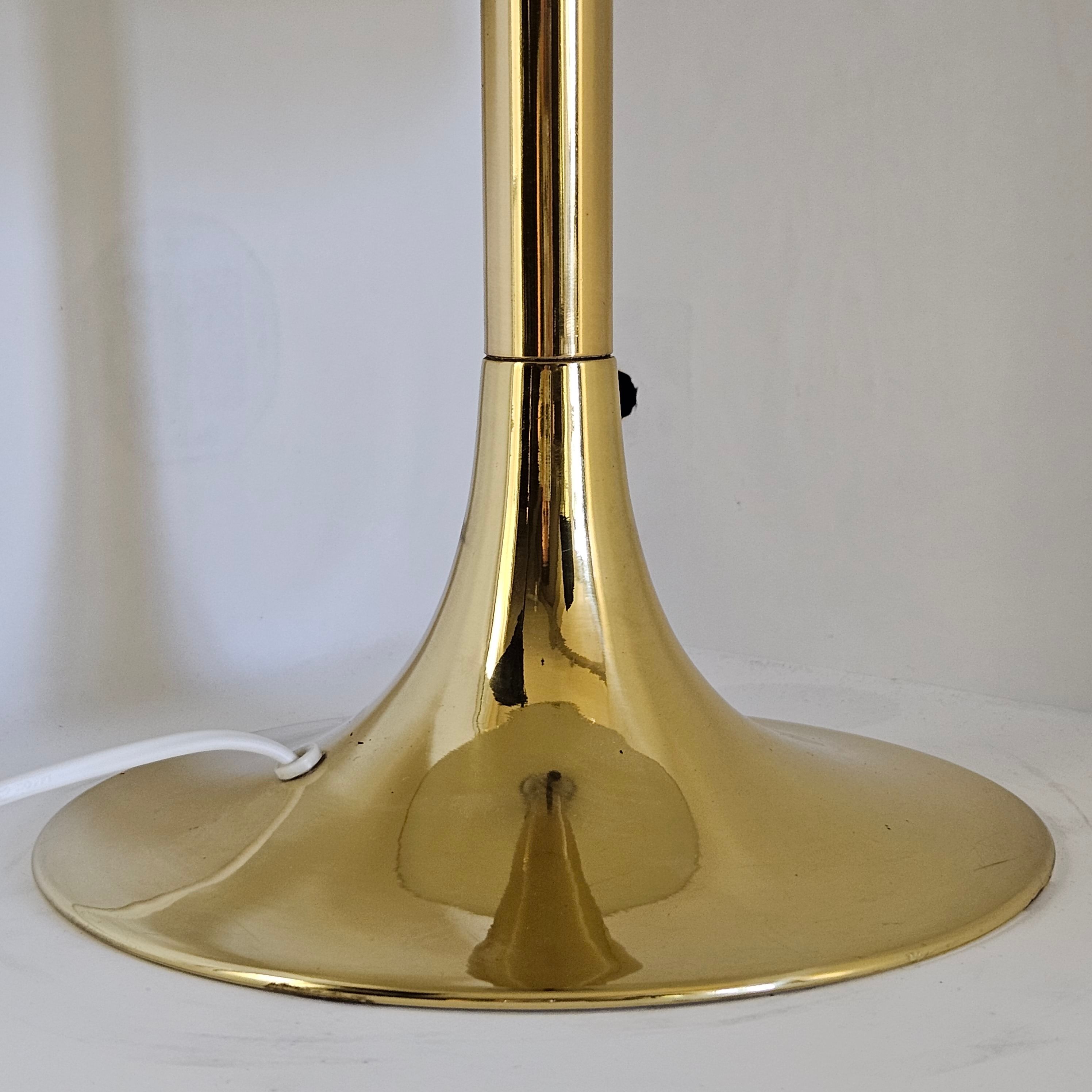 Mushroom-shaped brass table lamp, Italy, 1970s