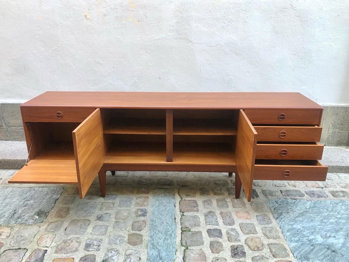 Scandinavian Enfilade 1960