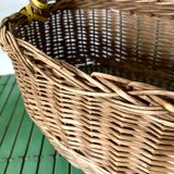 Vintage basket in woven wicker and scoubidou wire