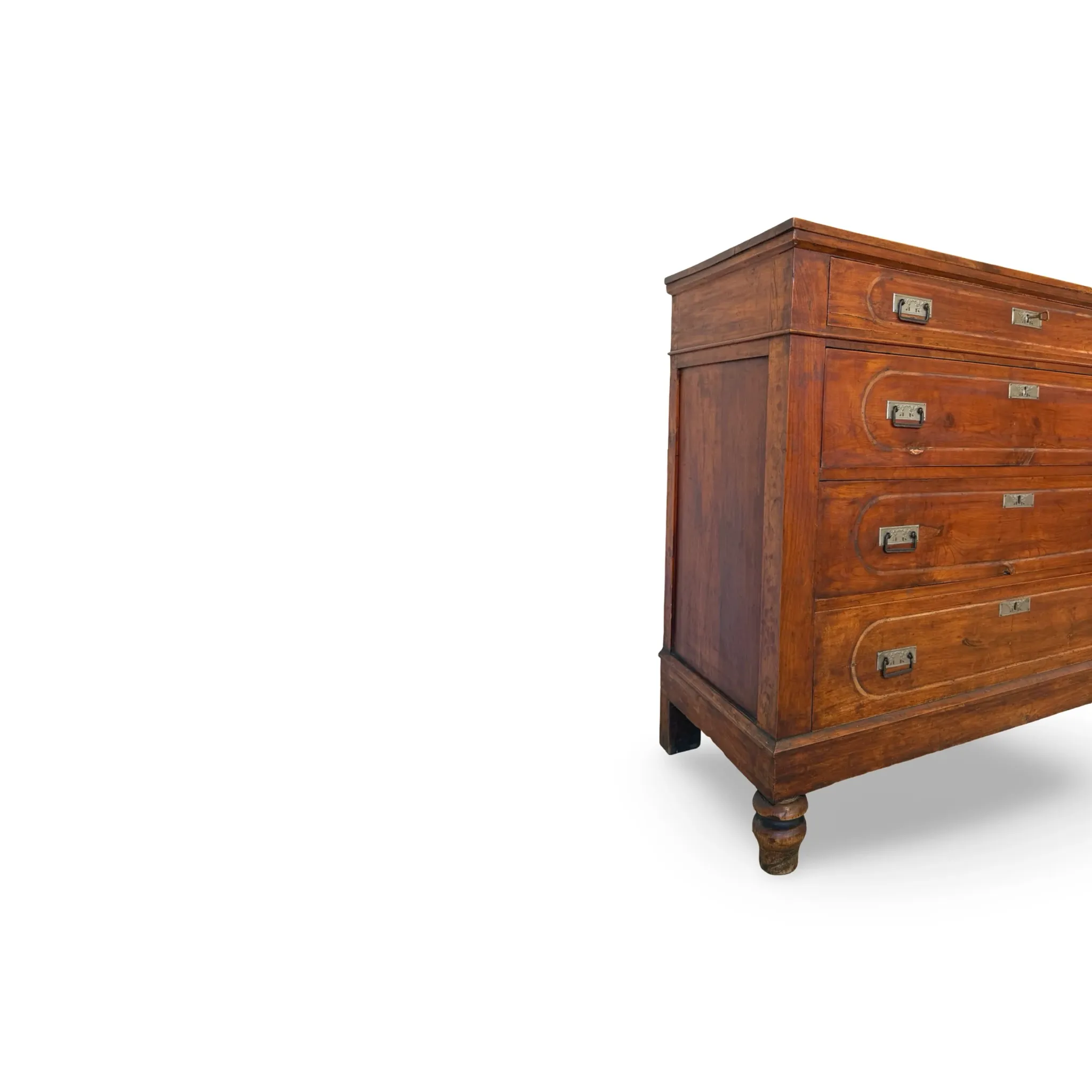 Antique Italian walnut chest of drawers dating to the late 19th centur