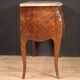 Commode française marquetée de style Louis XV du XXe siècle