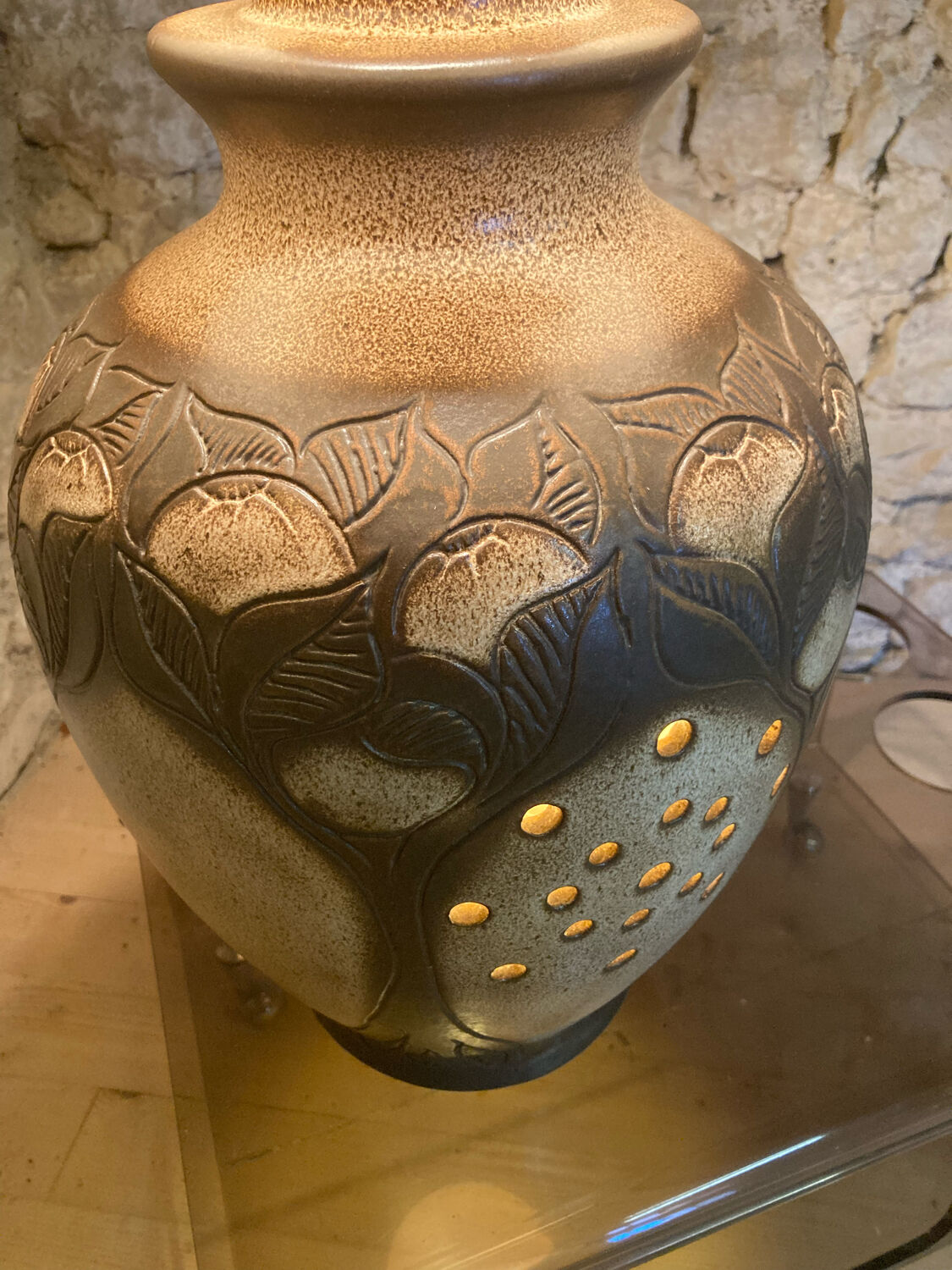 Table lamp