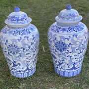 Pair of large vintage Chinese ceramic vases from the 1980s, oriental potiches.