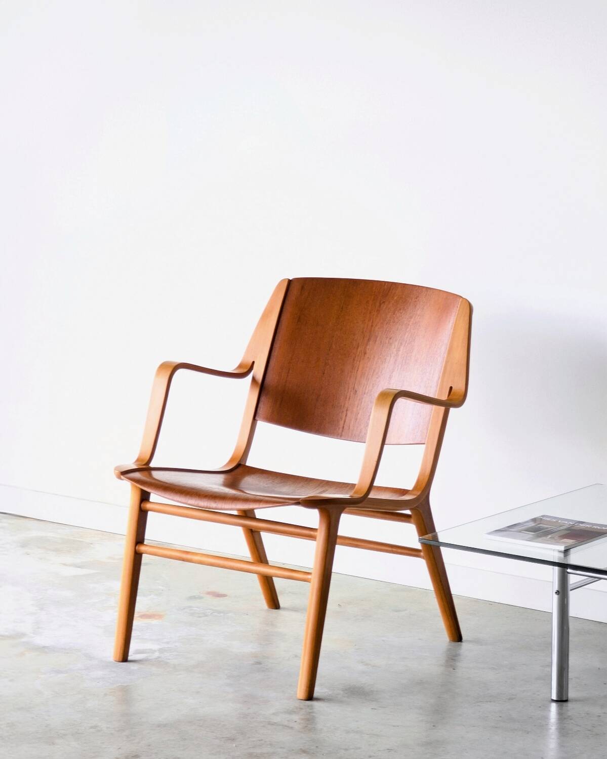 Vintage Danish armchair AX by Peter Hvidt, edition Fritz Hansen, 1950.