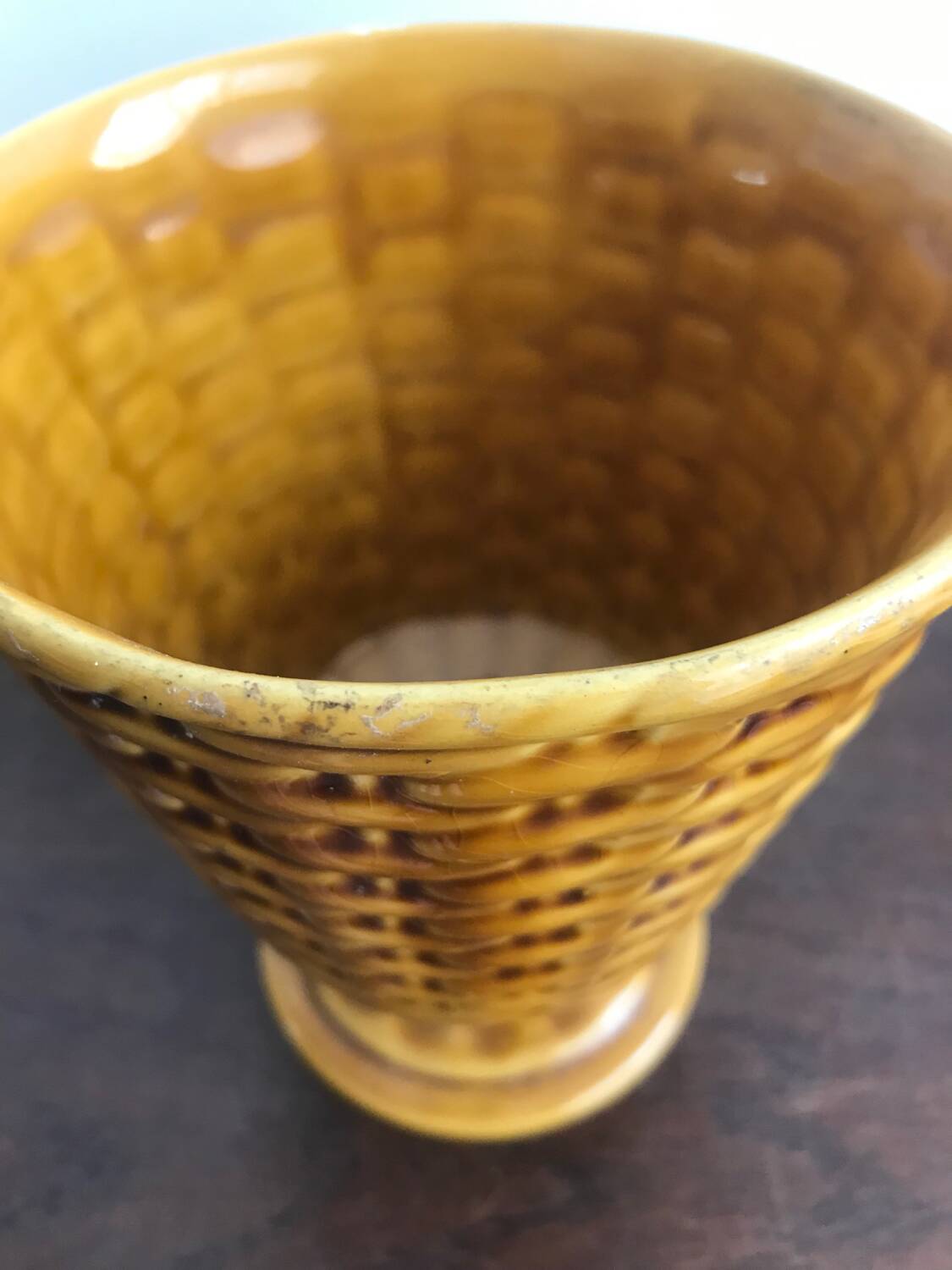 Vintage slip flowerpot stand