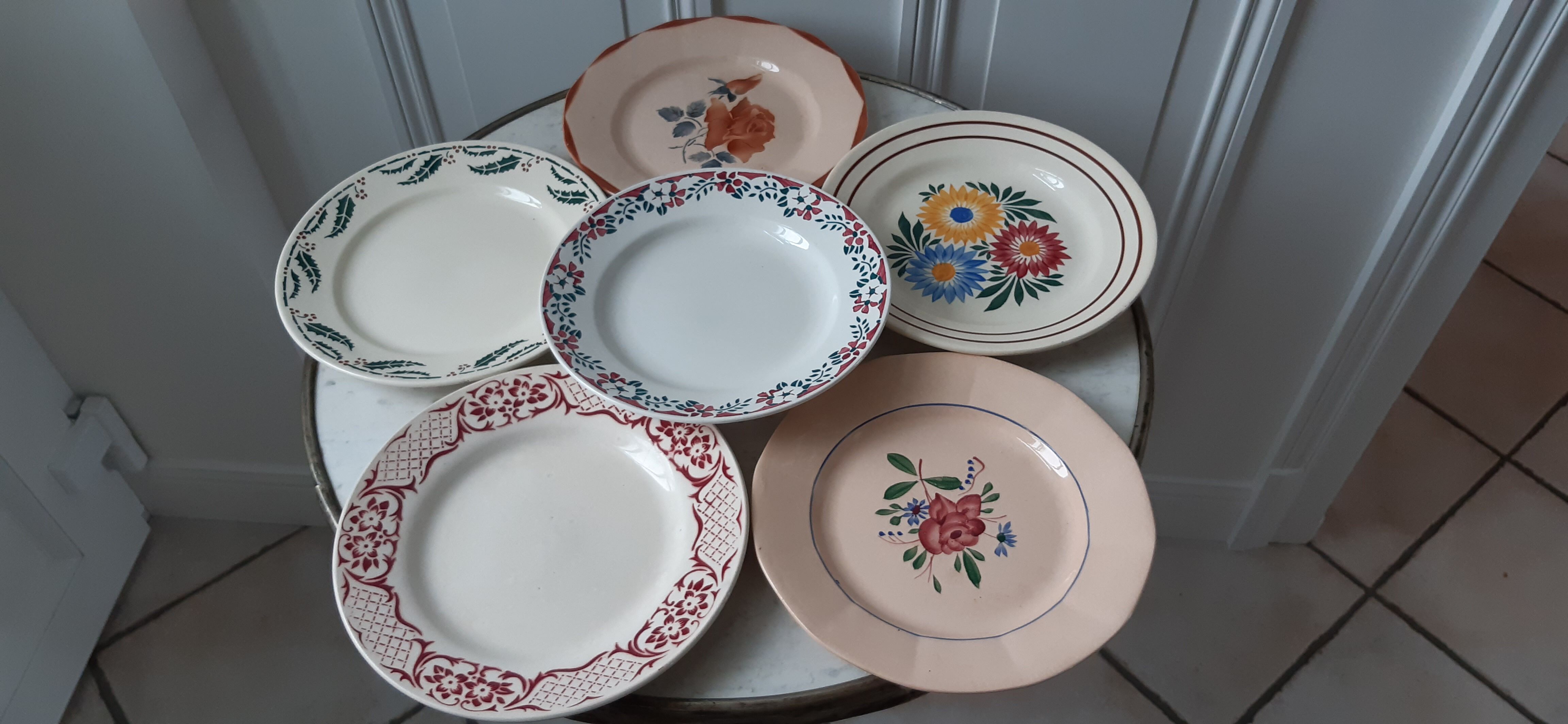 Set of 6 flat plates mismatched Digoin, Sarreguemines, Choisy le roi and Luneville