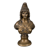 Bronze bust on shower stand XIXth representing Marianne Brown patina