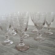 9 anciens verres à porto en verre style art déco