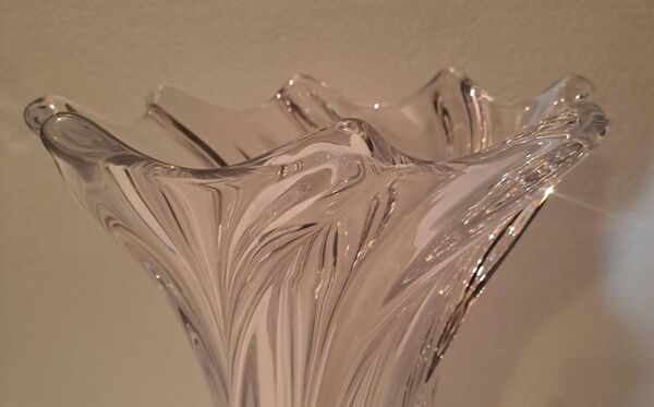 Vase en cristal signé Art Vannes France h 32 cm