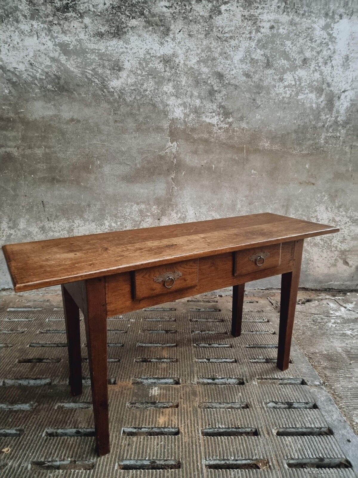 Old side table oak with drawers