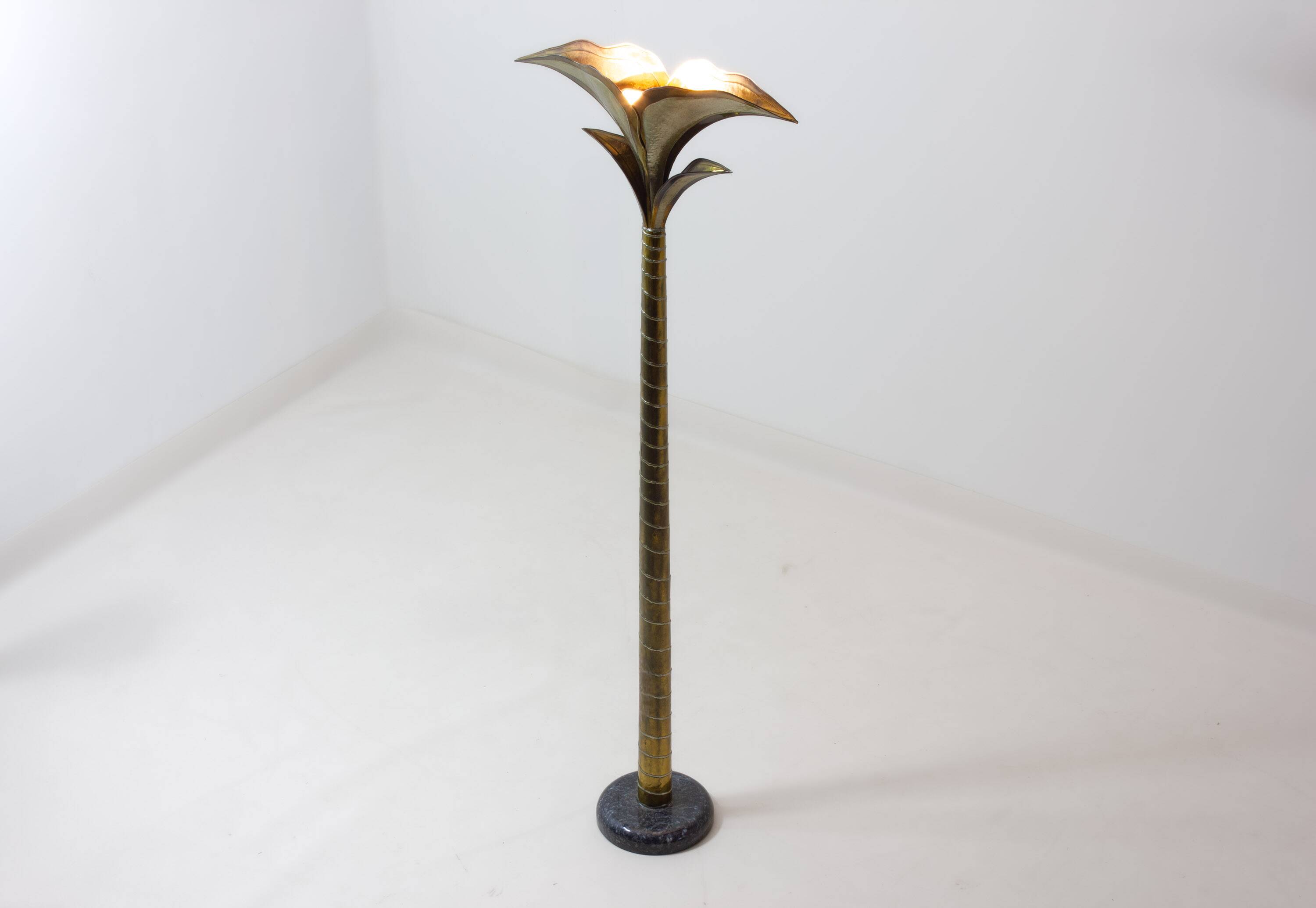 Rare brass palm floor lamp by Henri Fernandez, 1970s
