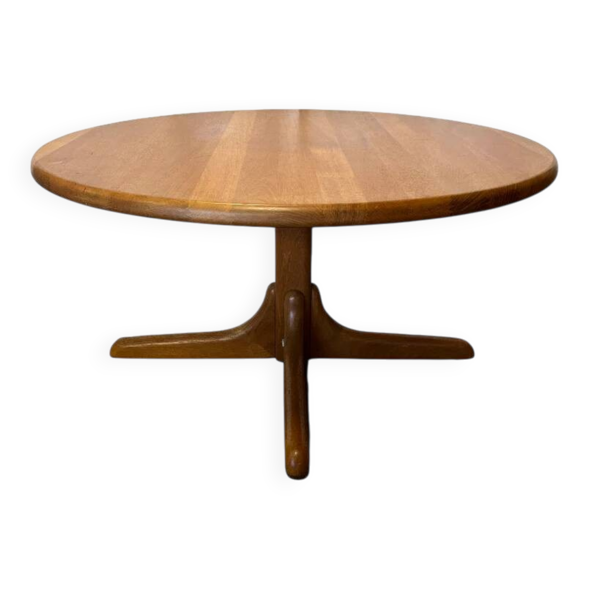 Scandinavian coffee table in solid teak from the 1970s.
