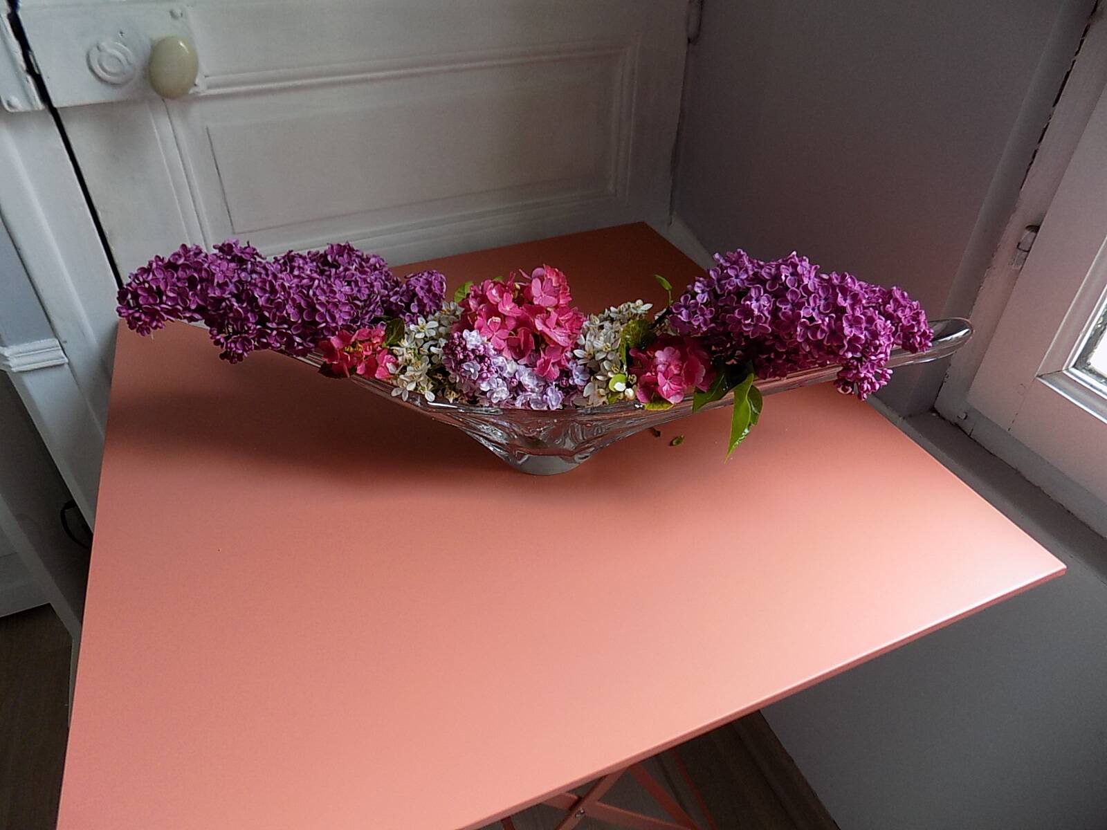 Art Vannes crystal fruit bowl