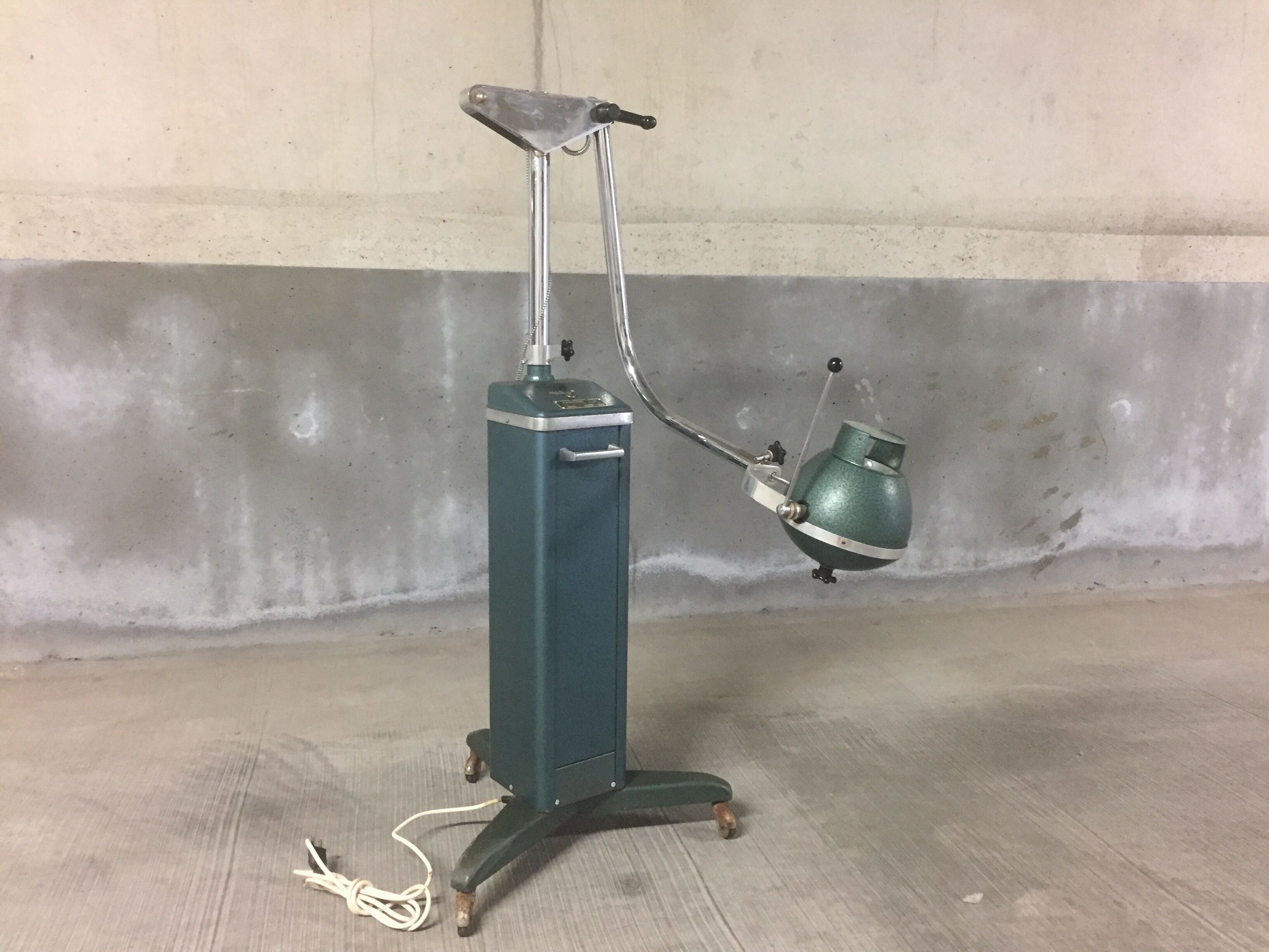 Industrial floor lamp 1940