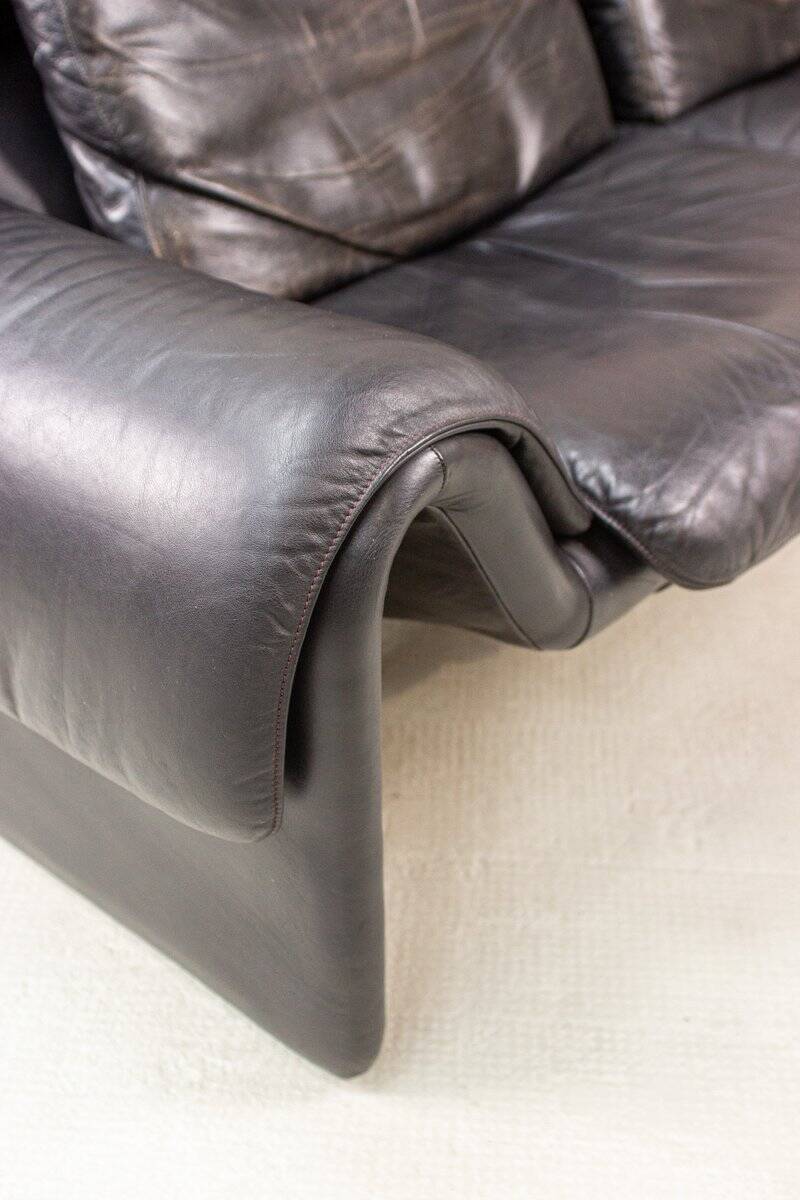 Vintage 2011 Two-Seater Leather Sofa by de Sede, 1983