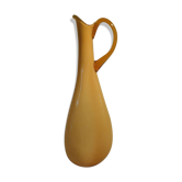 Pichet orange en verre