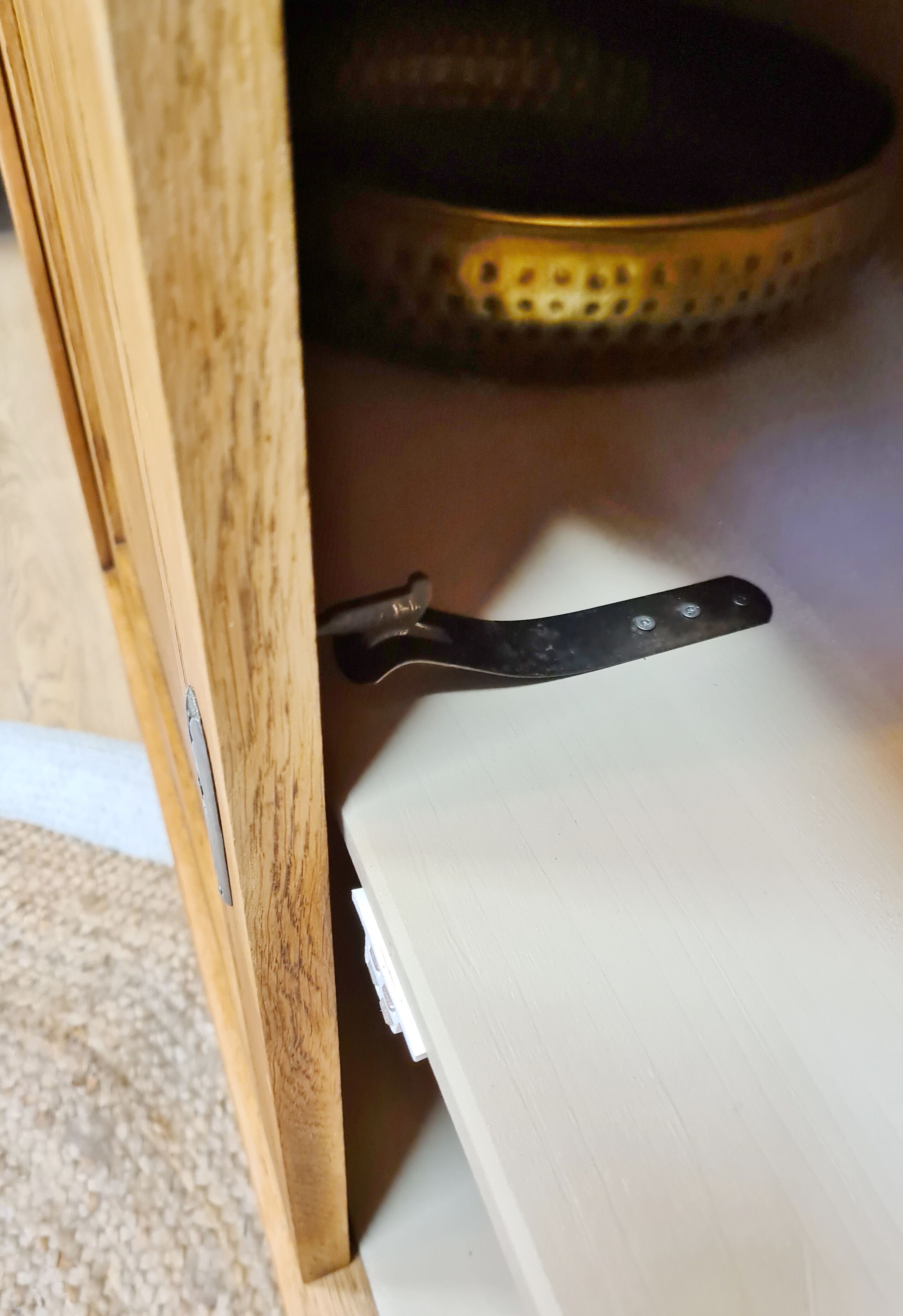 Old solid wood sideboard 2 doors and 2 drawers renovated