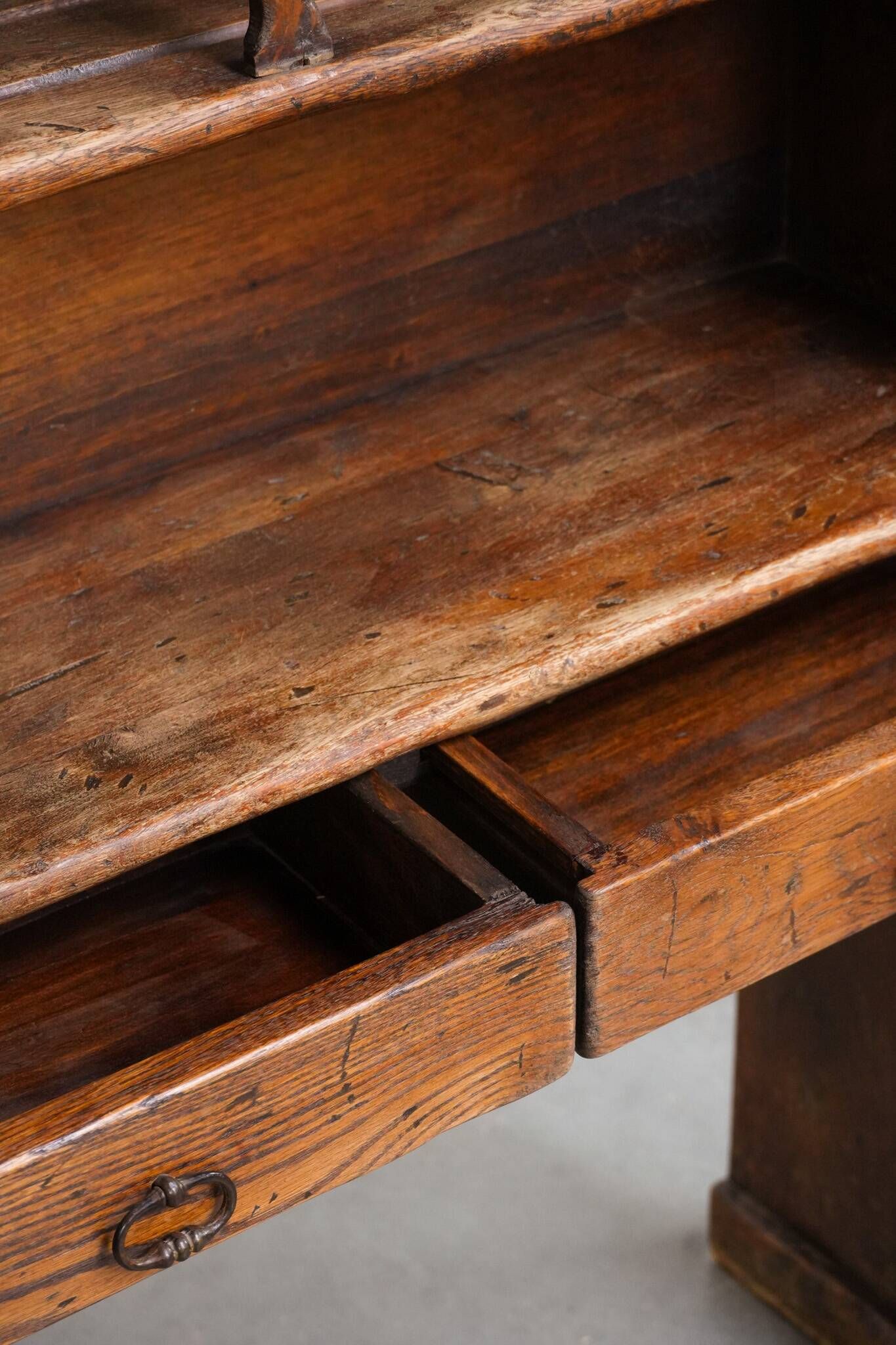 Spanish farmhouse wooden kitchen cabinet from the early 20th century