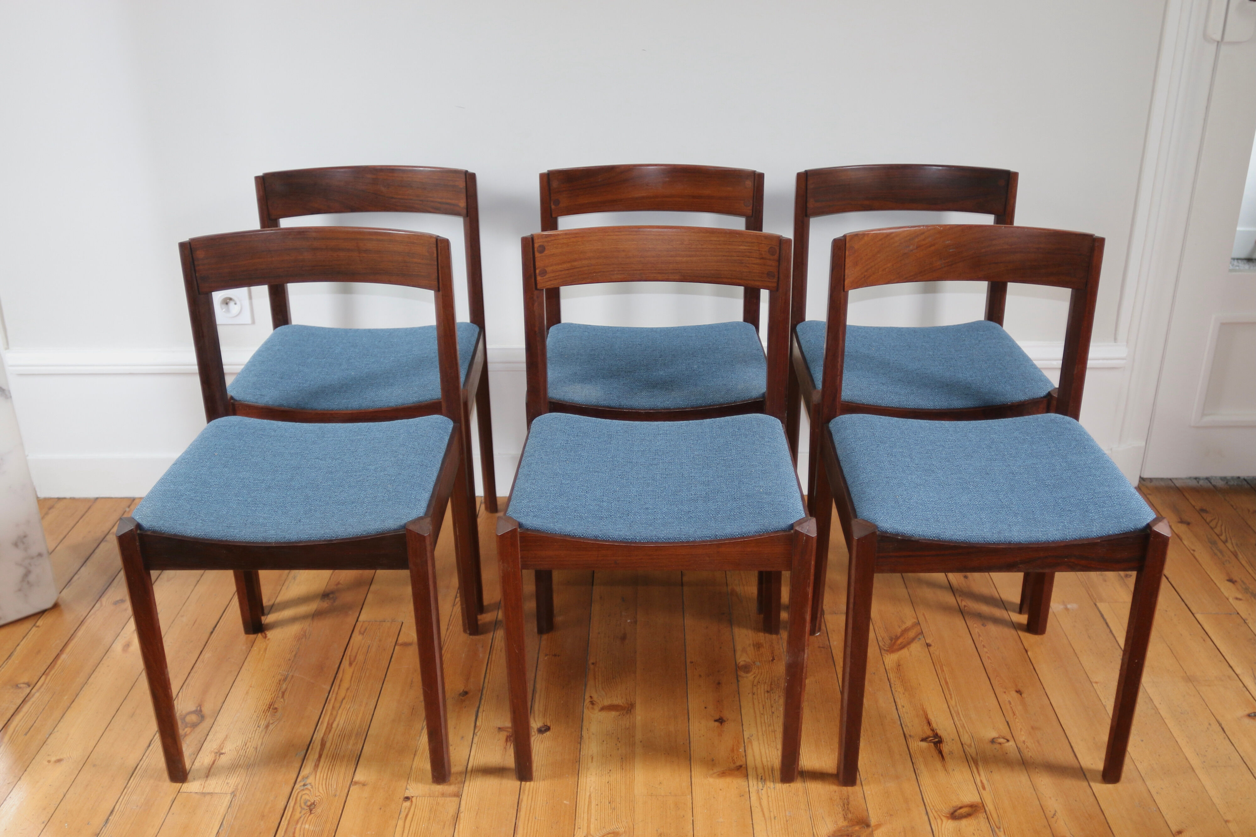 Series of 6 Scandinavian rosewood Gessef chairs