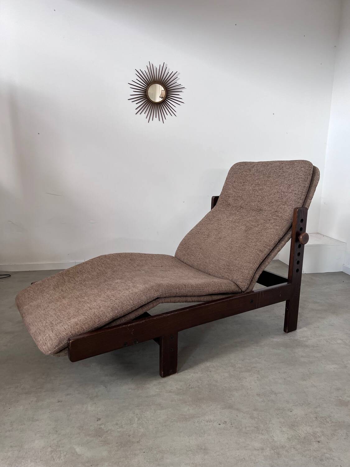 Old chaise longue wooden lounge chair Italian design from the 60s vintage