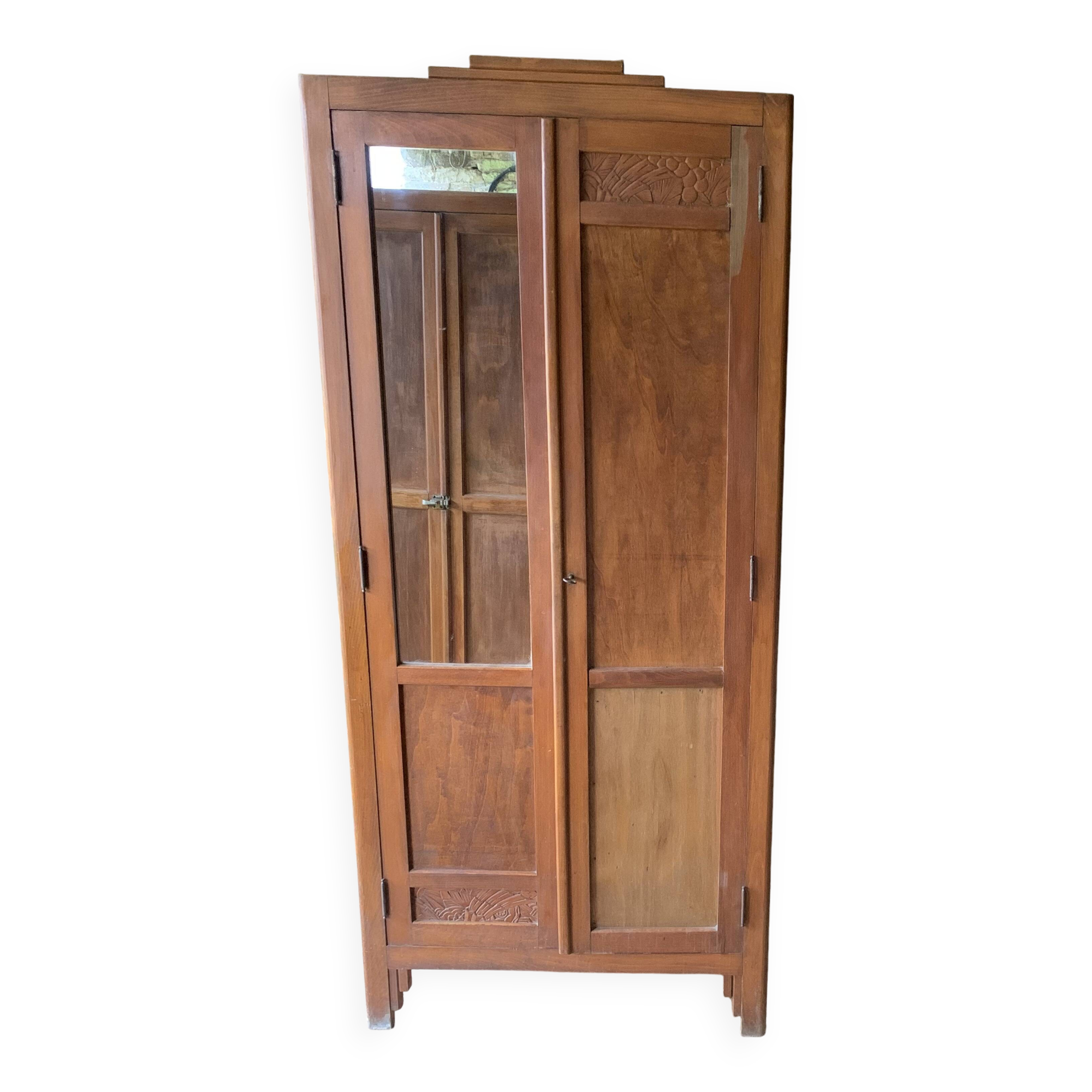 Art Deco cabinet