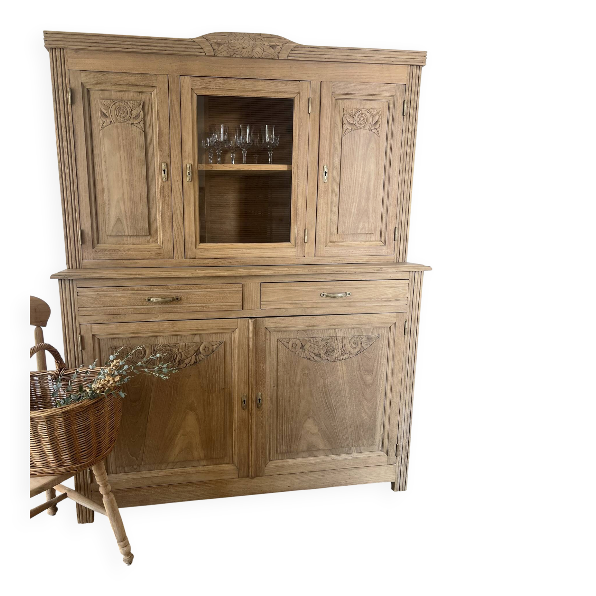 Solid wood sideboard