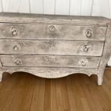 Wooden chest of drawers from the 18th century