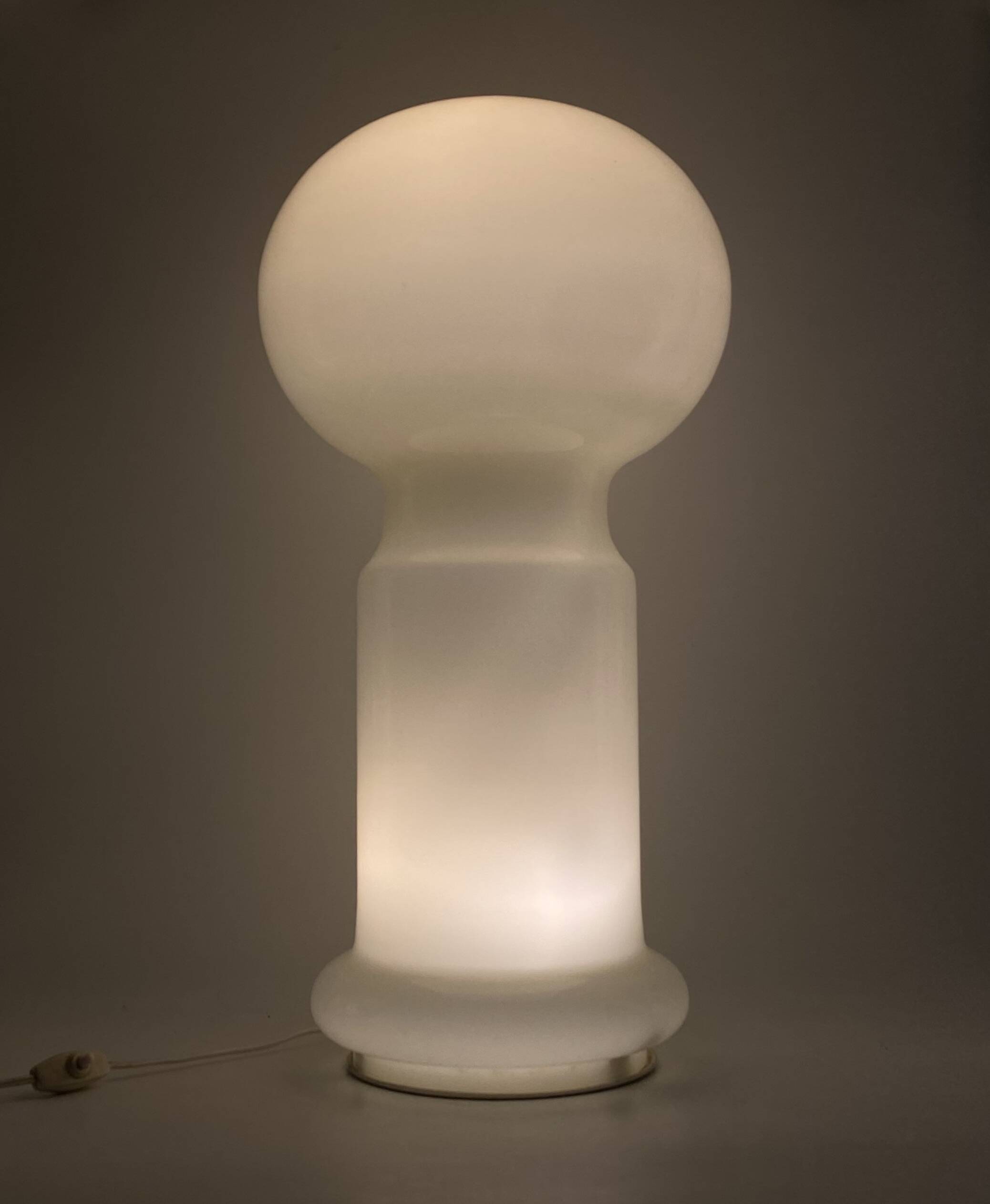 Space Age rare monumental Murano glass table lamp, Vistosi, 1960s