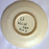 Cerenne Vallauris plate with red flower decoration