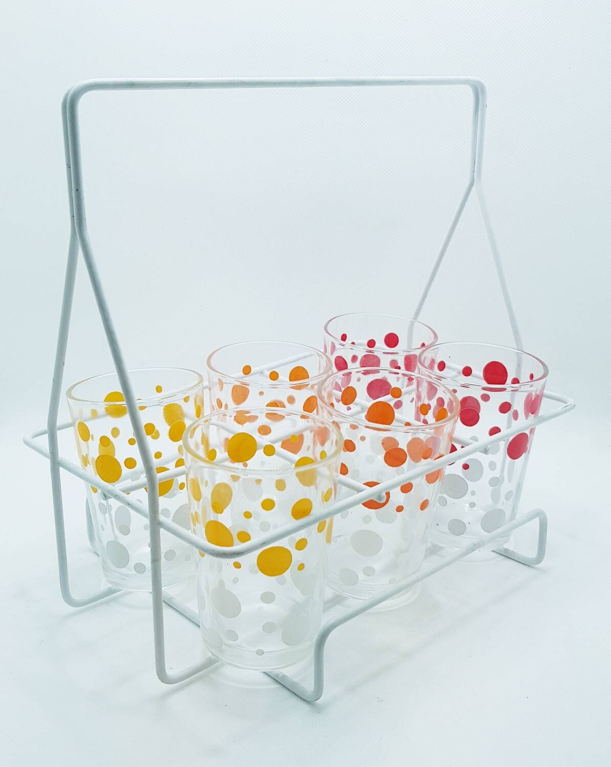 6 polka dot juice glasses in carrier