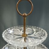 Three-storey display in chiseled glass and brass