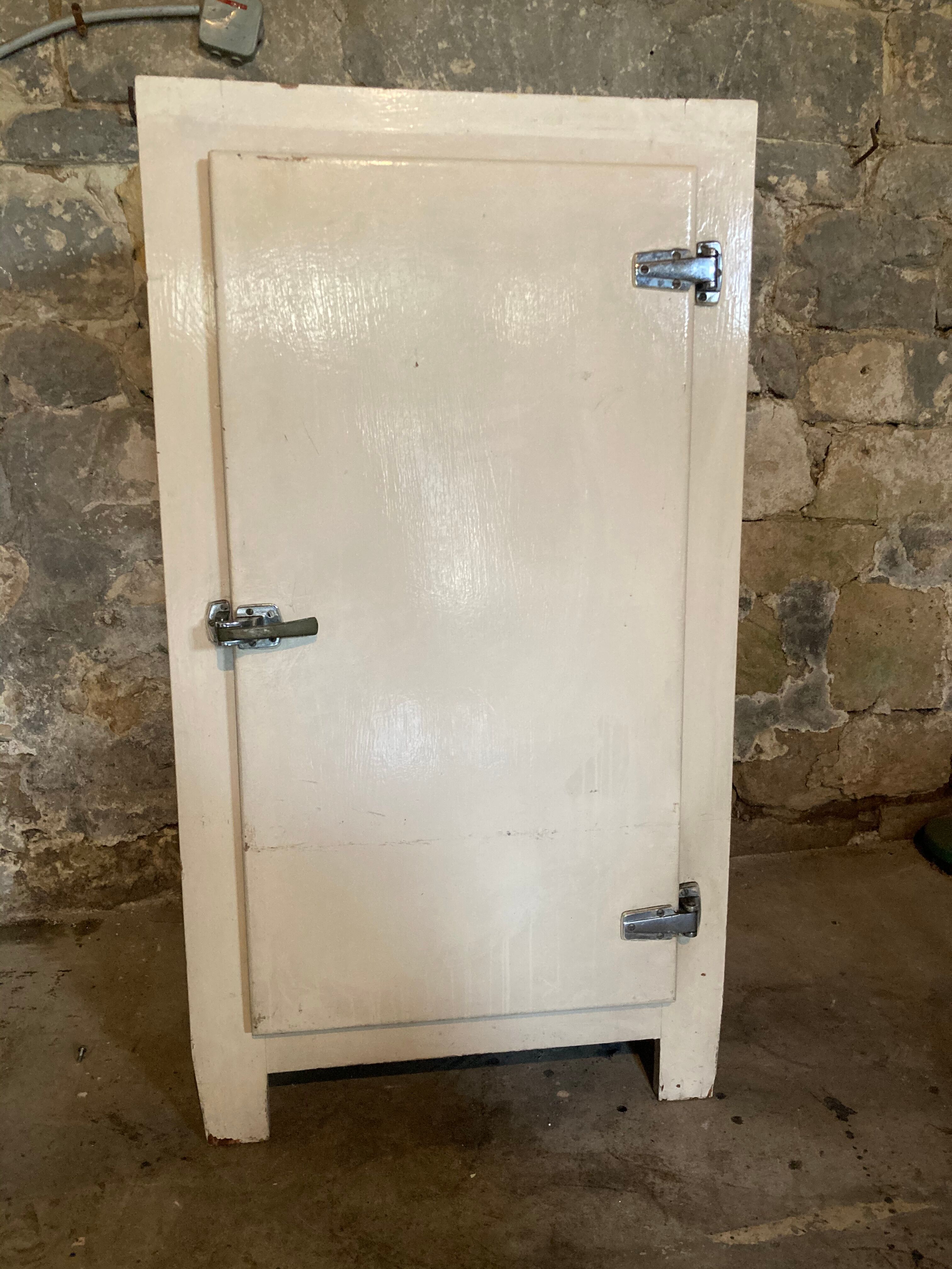 Old xxth century cooler