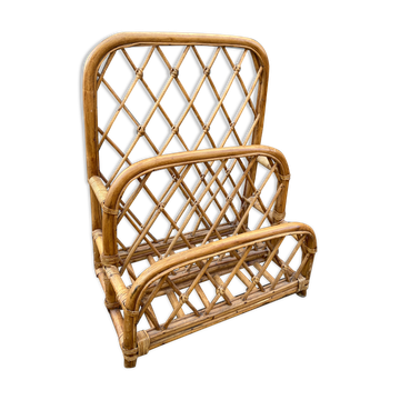 Vintage rattan magazine door