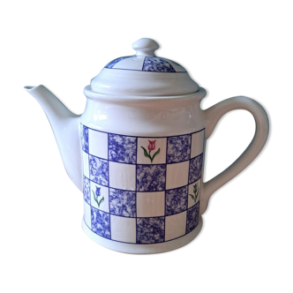 Teapot