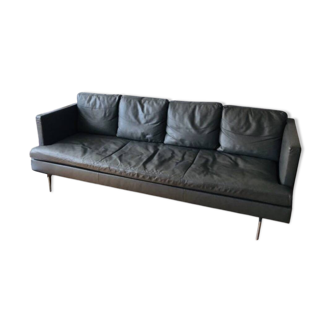 Cinna stricto sensu sofa
