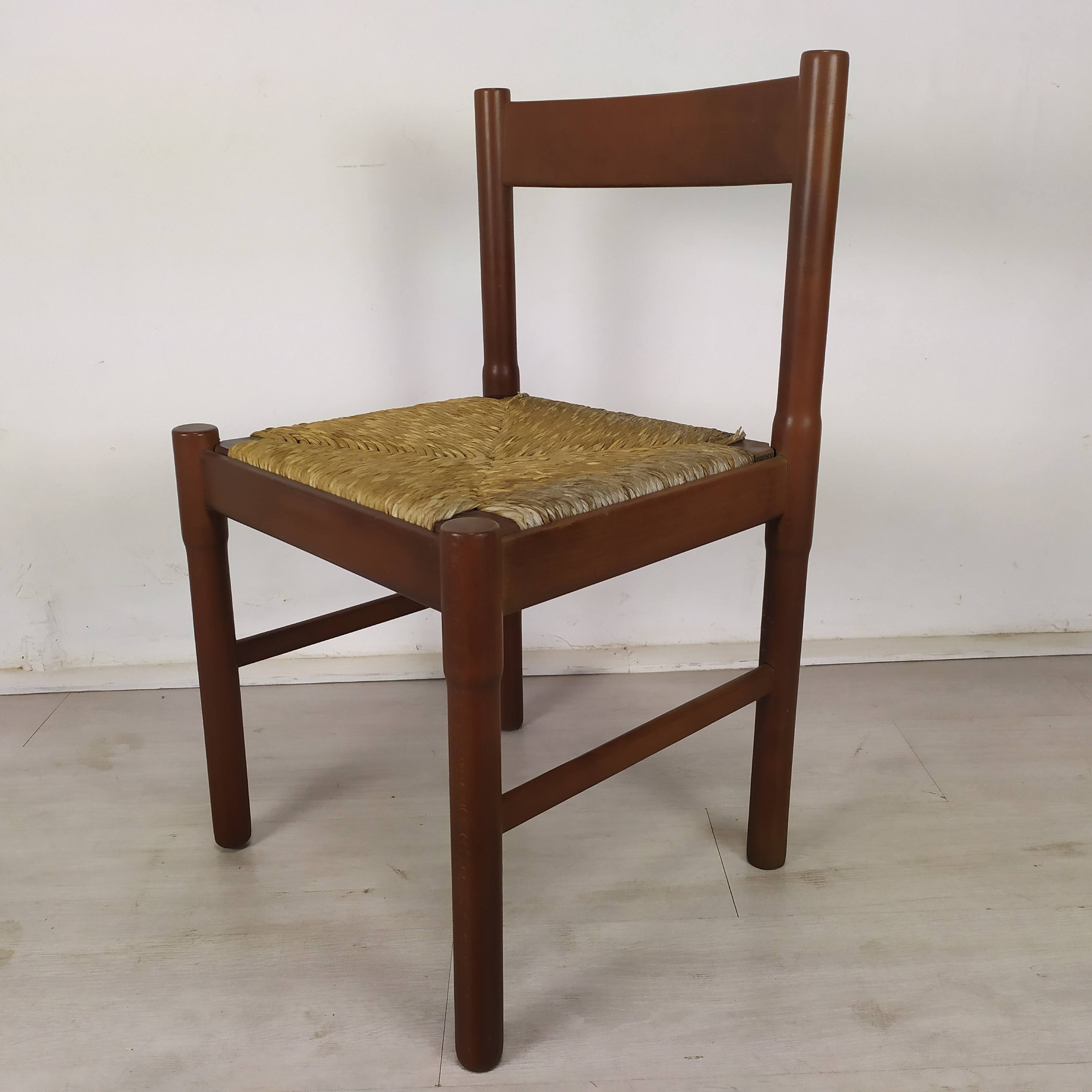 Vintage mulched chairs