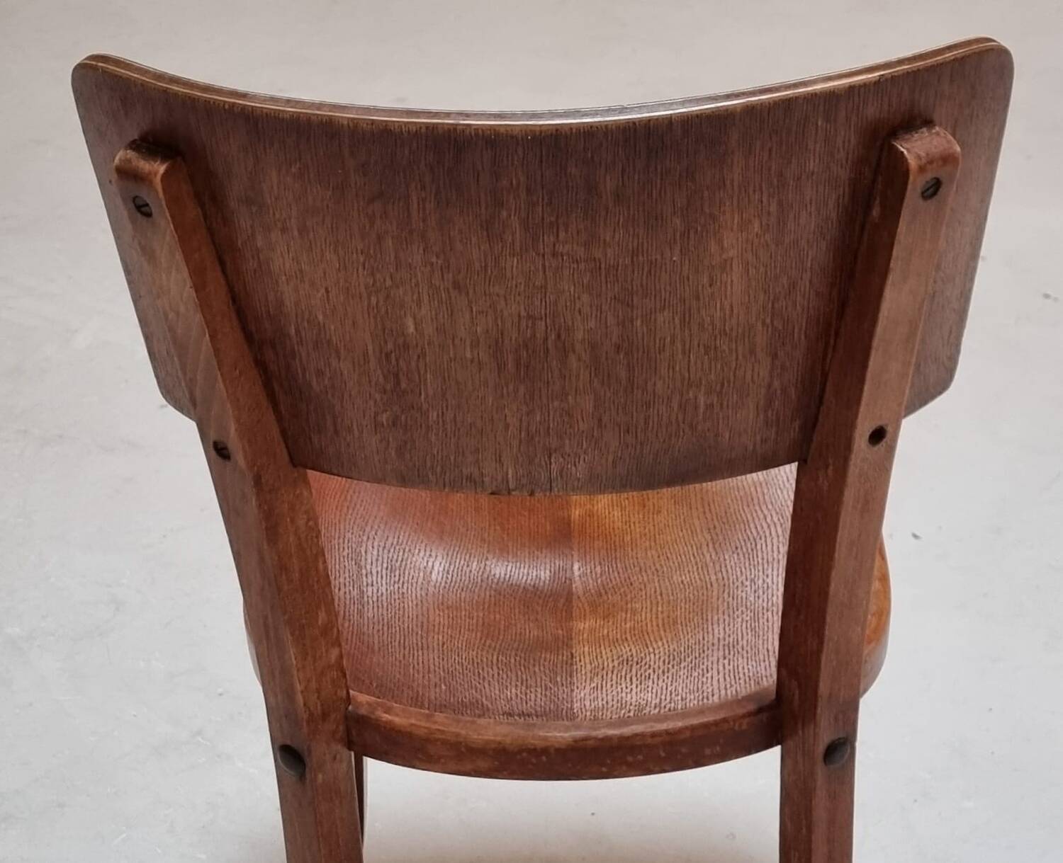 Chaises du milieu du siècle