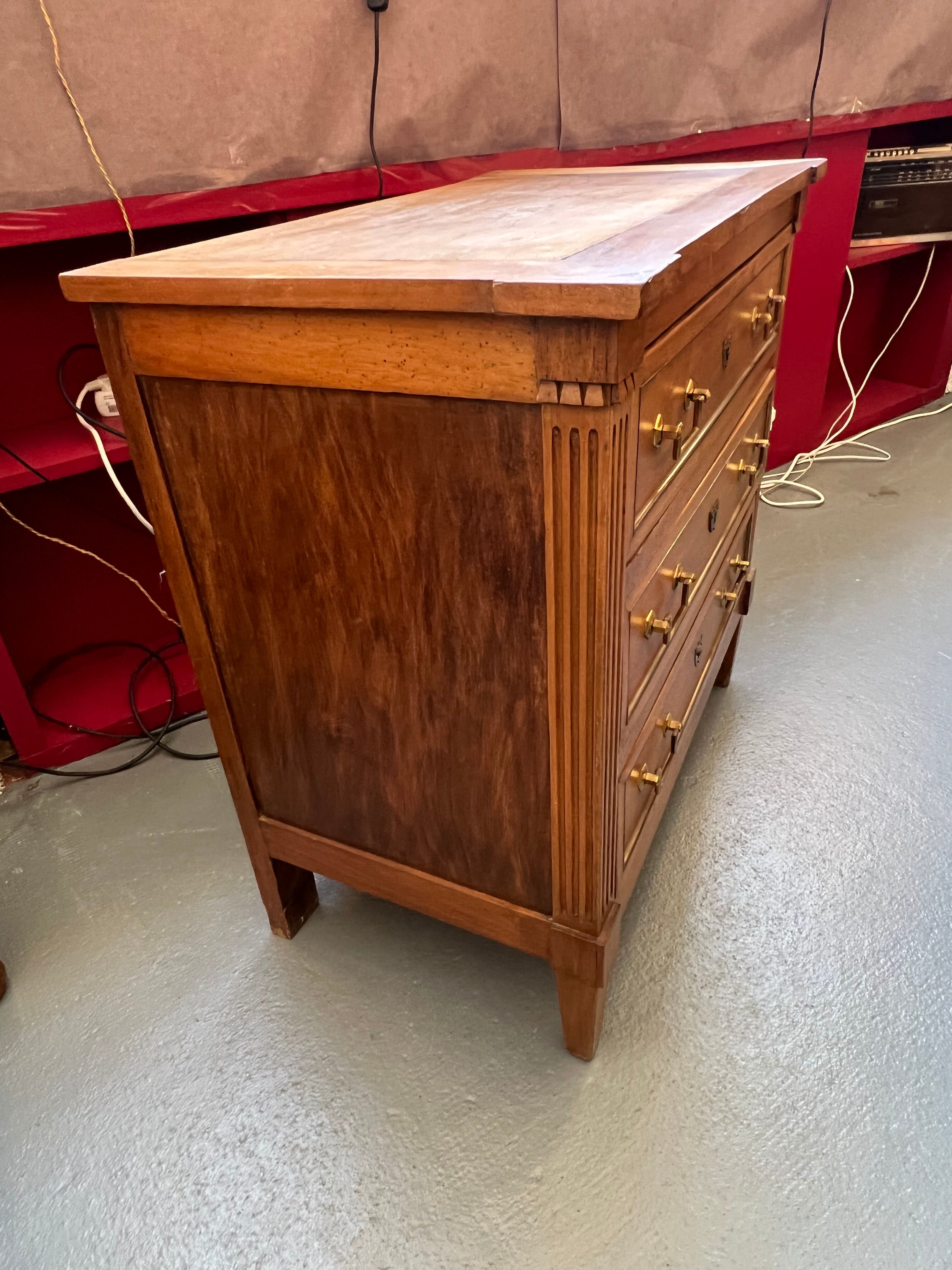 Chest of drawers louis XVI style, early twentieth in solid walnut