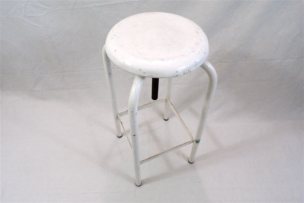 Adjustable industrial stool with metal screw stool brand Jouk